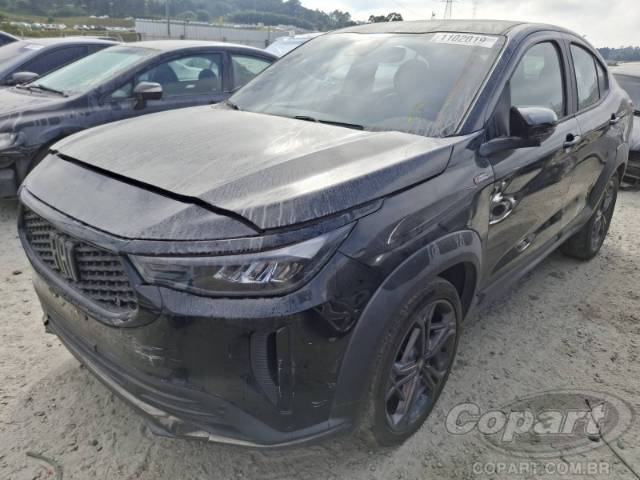 2023 FIAT FASTBACK 