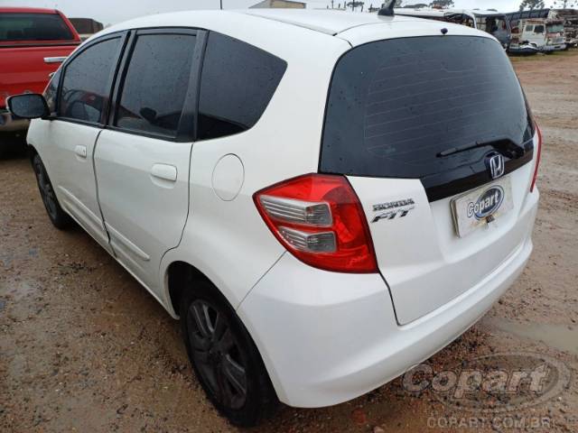 2010 HONDA FIT 