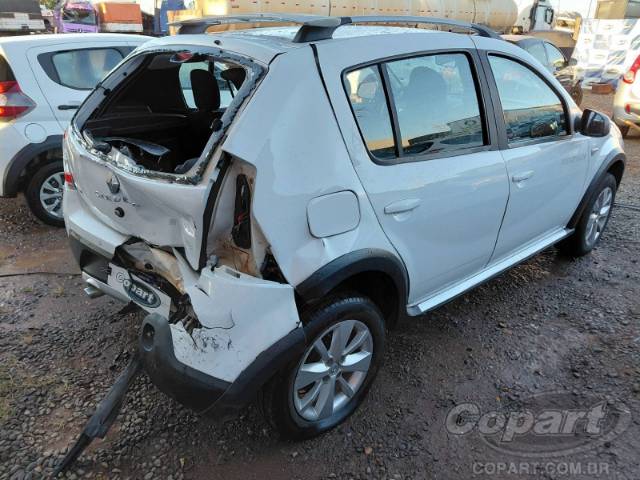 2014 RENAULT SANDERO 