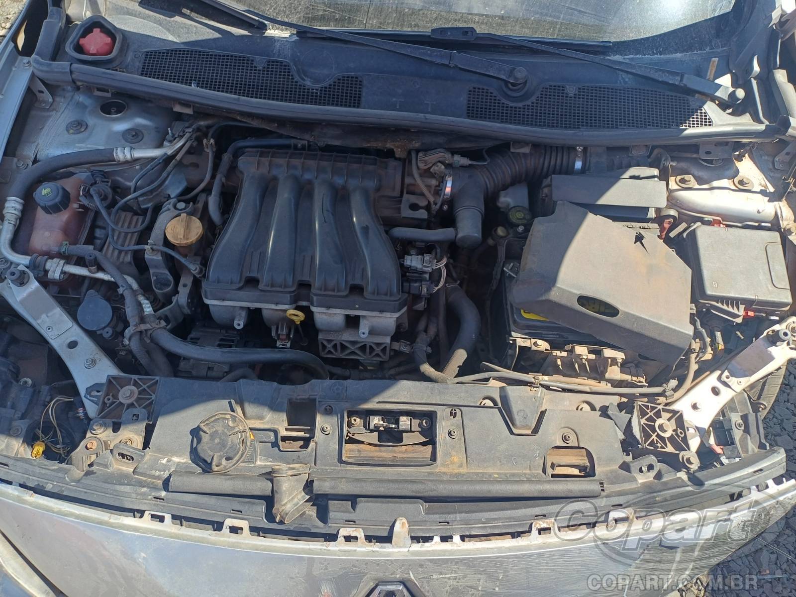 Foto 7 de 10: 2012 RENAULT FLUENCE