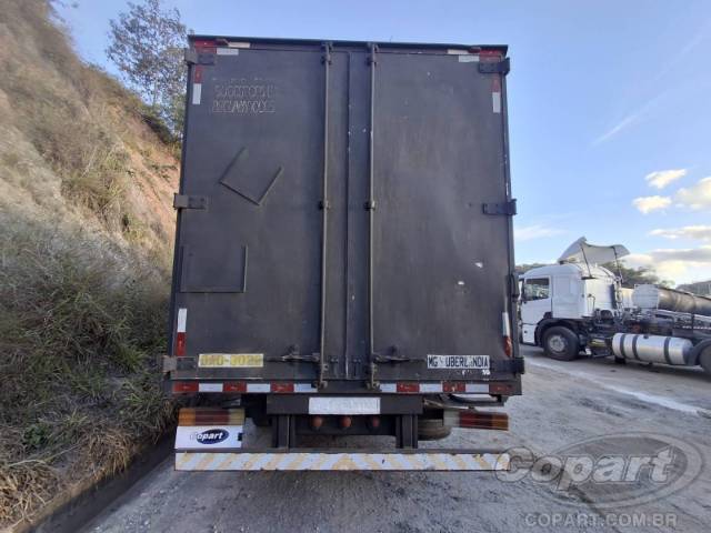 2004 MERCEDES BENZ ACCELO 