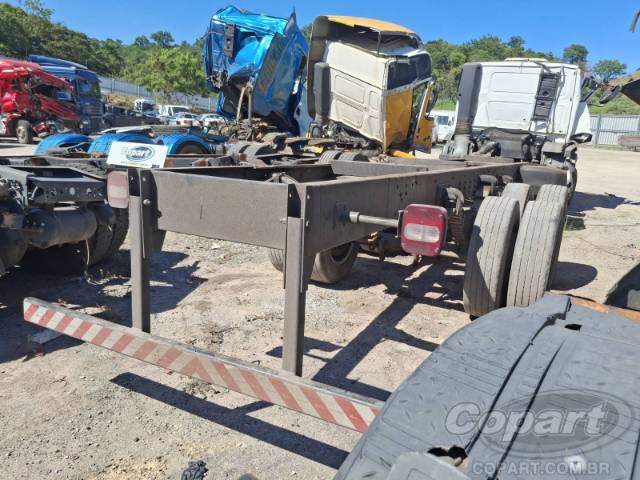 2013 VOLKSWAGEN CONSTELLATION 