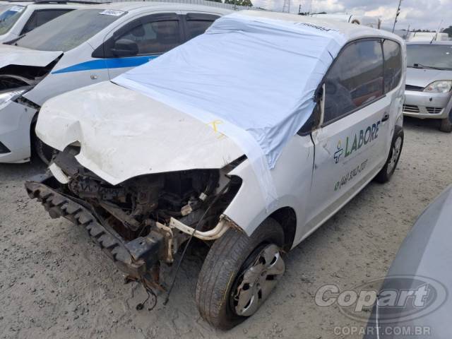 2015 VOLKSWAGEN UP 
