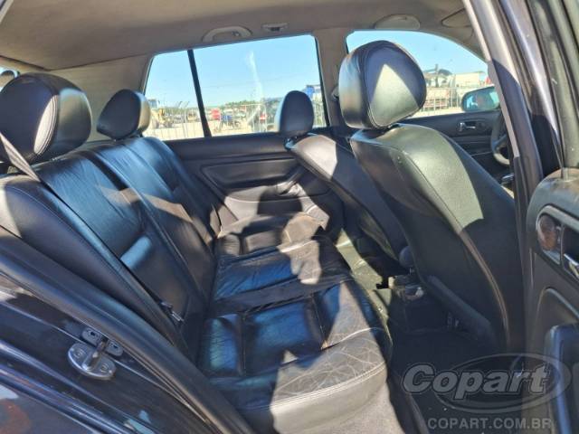 2003 VOLKSWAGEN GOLF 