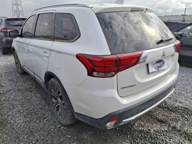 2018 MITSUBISHI OUTLANDER 