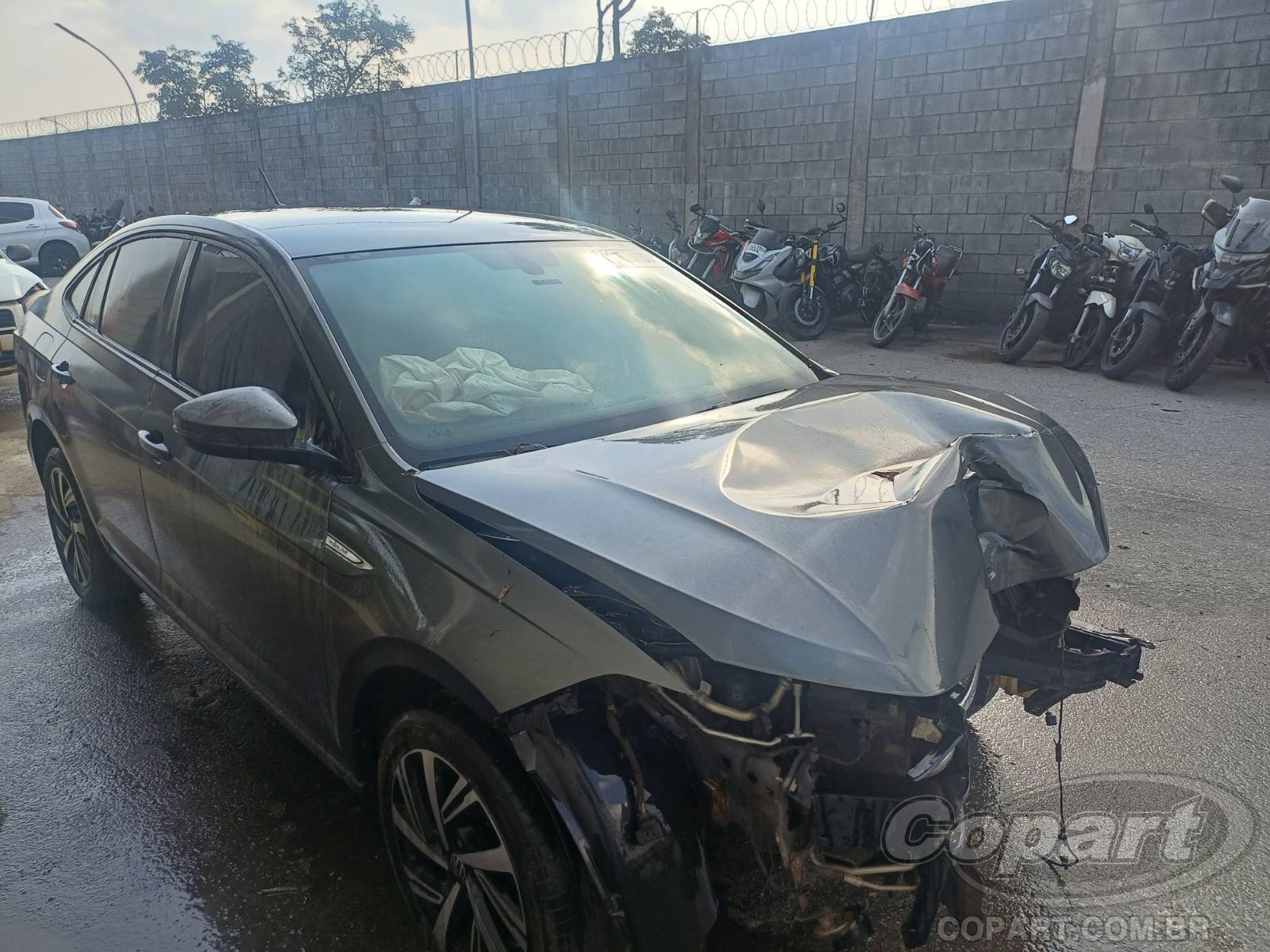 Veículo VW - VolksWagen Volkswagen VOLKSWAGEN VIRTUS 1.0 12V TSI TURBO 2023 em leilão