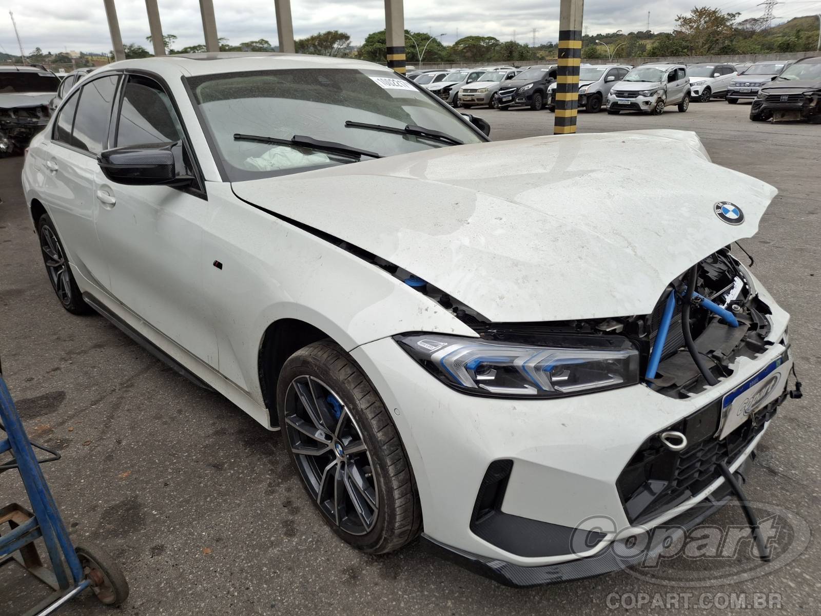 Veículo BMW Série 3 2023 BMW SERIE 3 320i Sport GP Active Flex 2.0 16V Twin Turbo 2023 em leilão