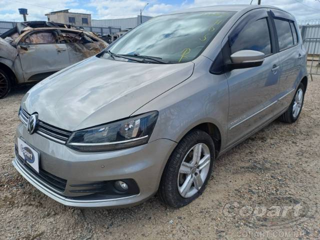 2016 VOLKSWAGEN FOX 