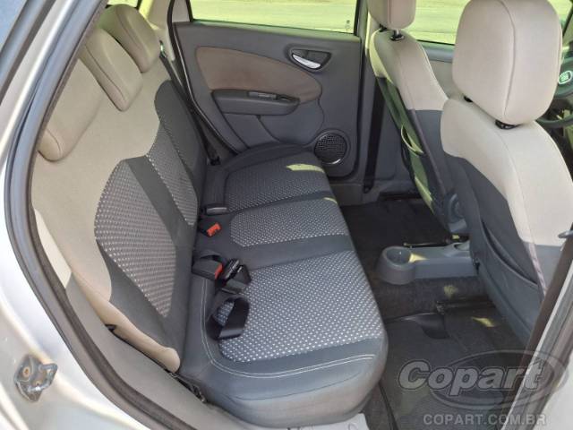 2013 FIAT GRAND SIENA 