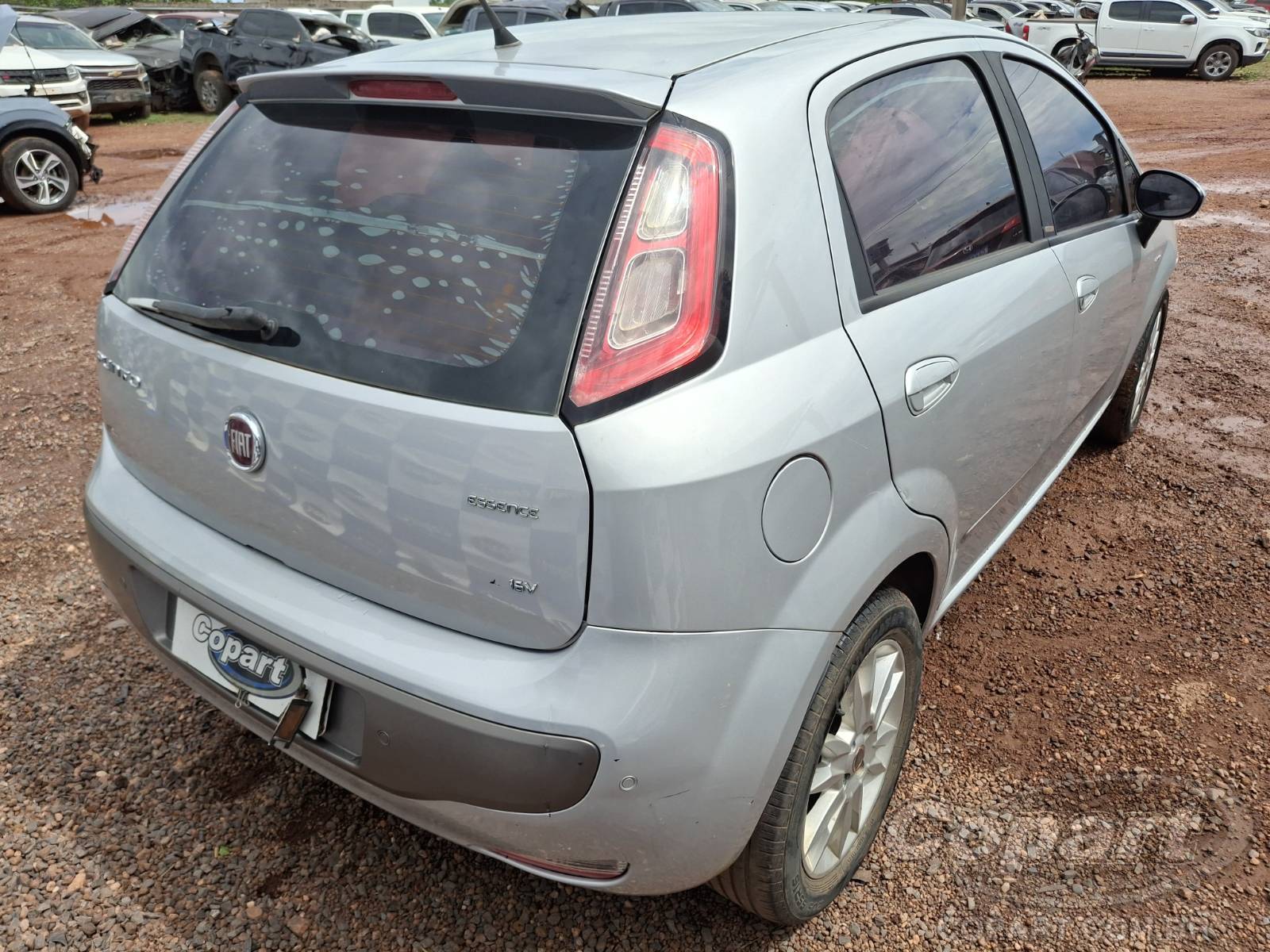 Foto 4: 2013 FIAT PUNTO