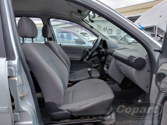 2011 CHEVROLET CLASSIC 