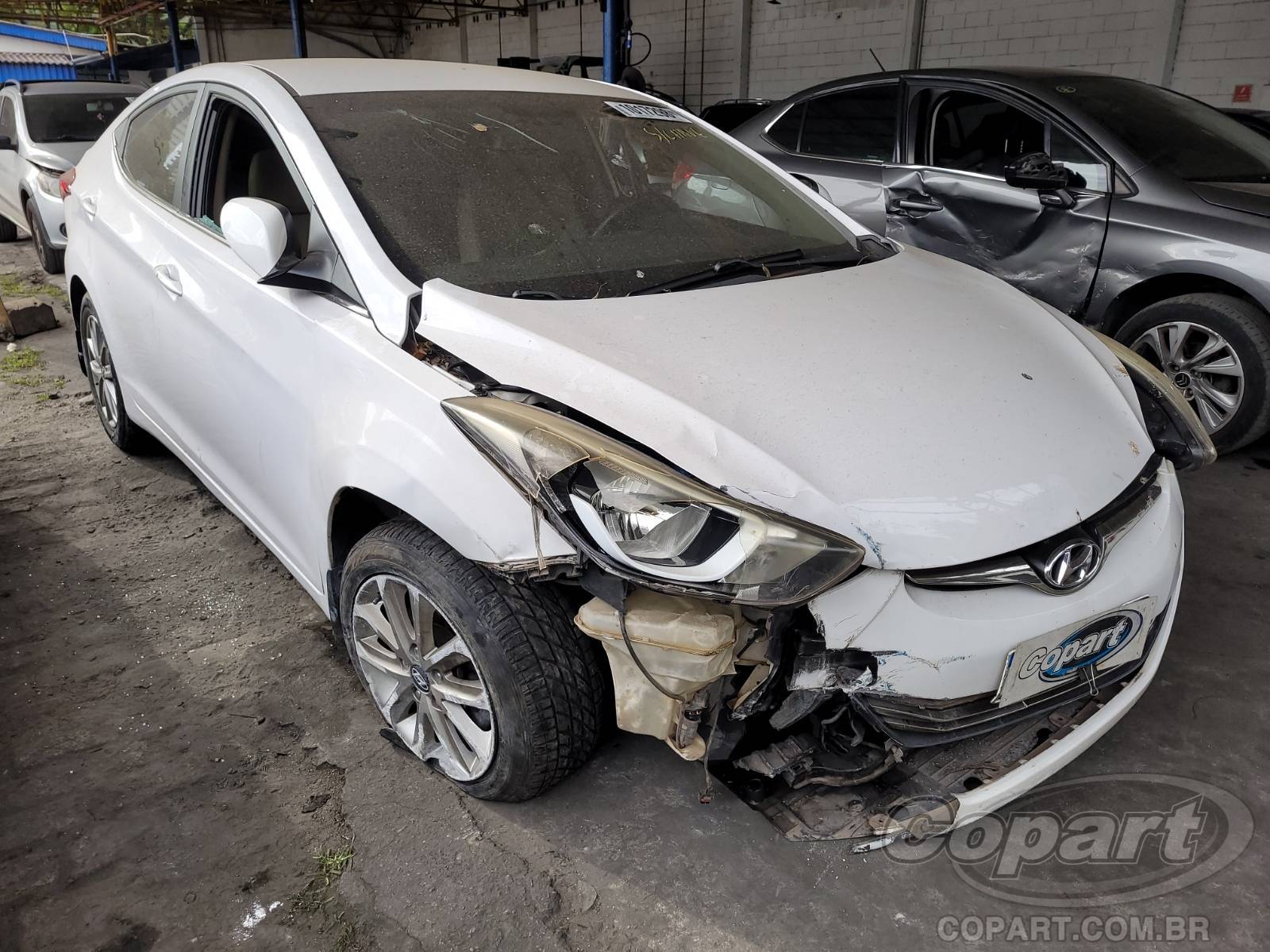 Veículo Hyundai Elantra HYUNDAI ELANTRA GLS 2.0 16V 2015 2015 em leilão