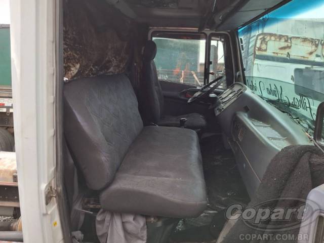 2001 MERCEDES BENZ L-1622 