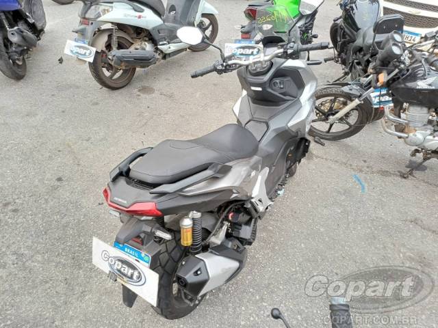 2025 HONDA ADV 