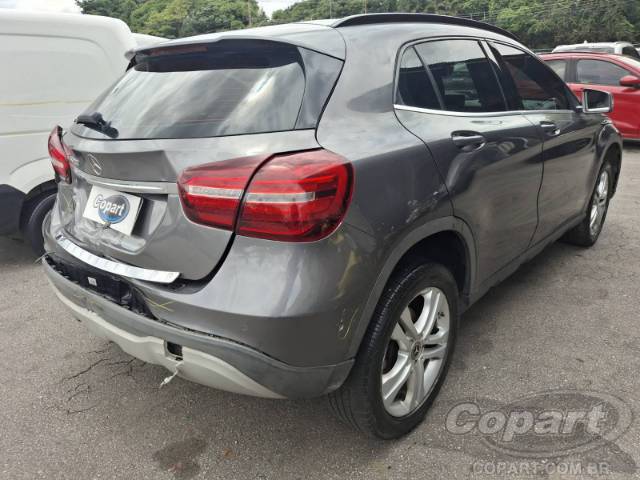2020 MERCEDES BENZ GLA 