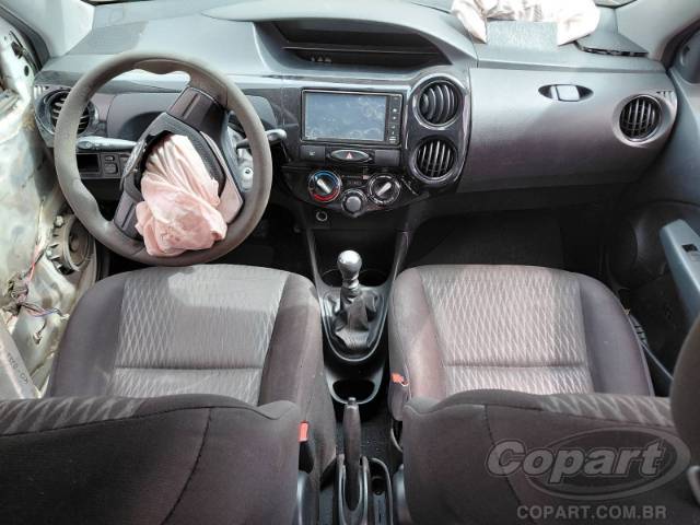 2017 TOYOTA ETIOS 