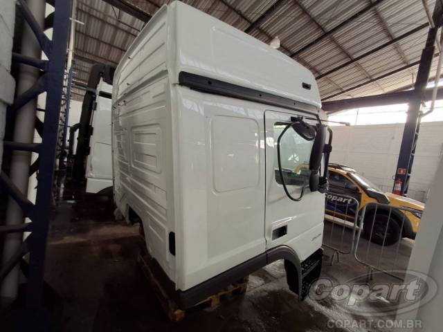 0 MERCEDES BENZ CABINE 