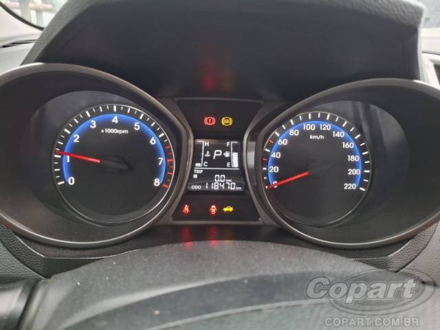 2016 HYUNDAI HB20S 
