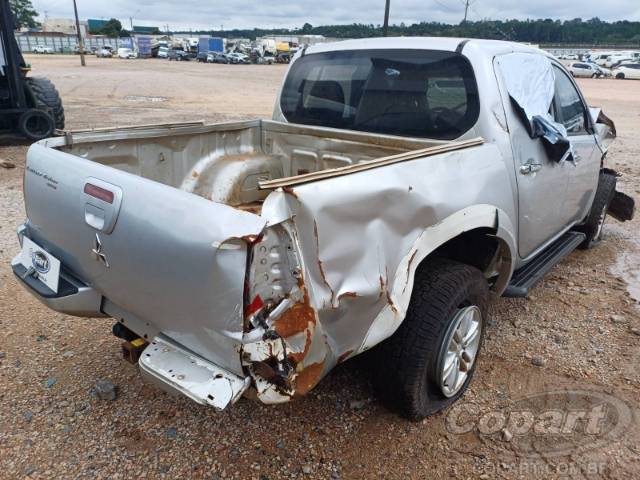 2017 MITSUBISHI L200 TRITON 