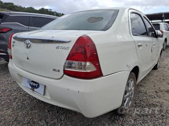 2017 TOYOTA ETIOS SEDA 