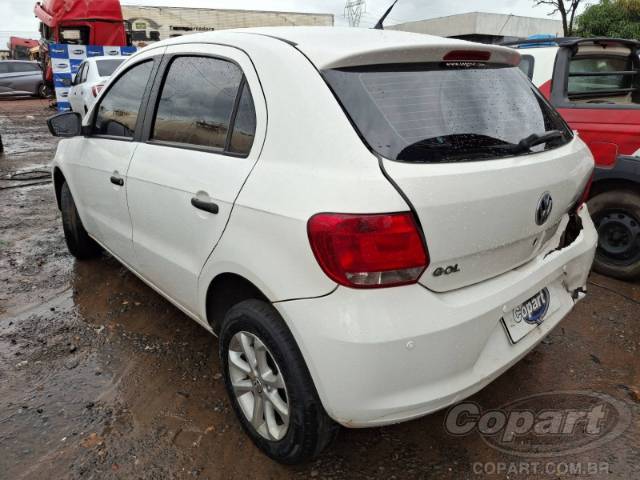 2013 VOLKSWAGEN GOL 