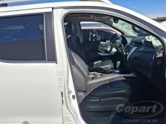 2023 NISSAN FRONTIER CD 