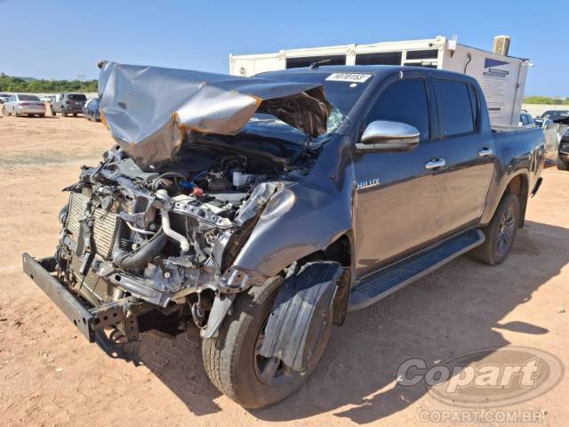 2025 TOYOTA HILUX CD 