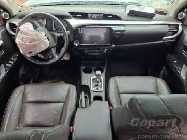 2024 TOYOTA HILUX CD 