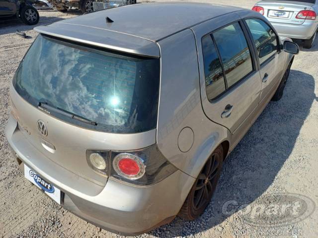 2011 VOLKSWAGEN GOLF 