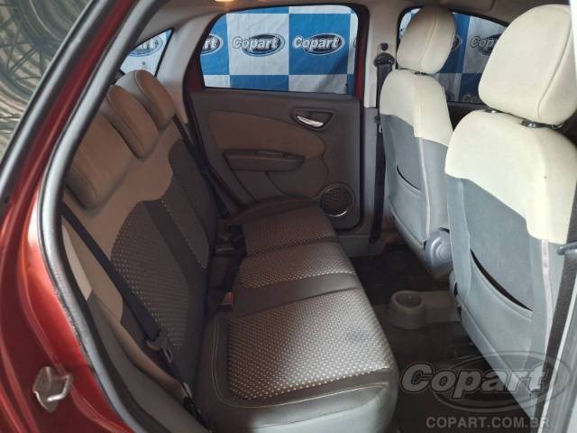 2014 FIAT GRAND SIENA 