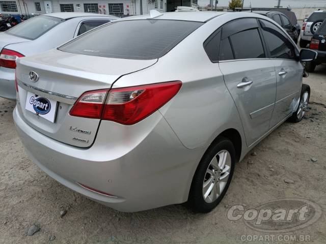 2014 HYUNDAI HB20S 