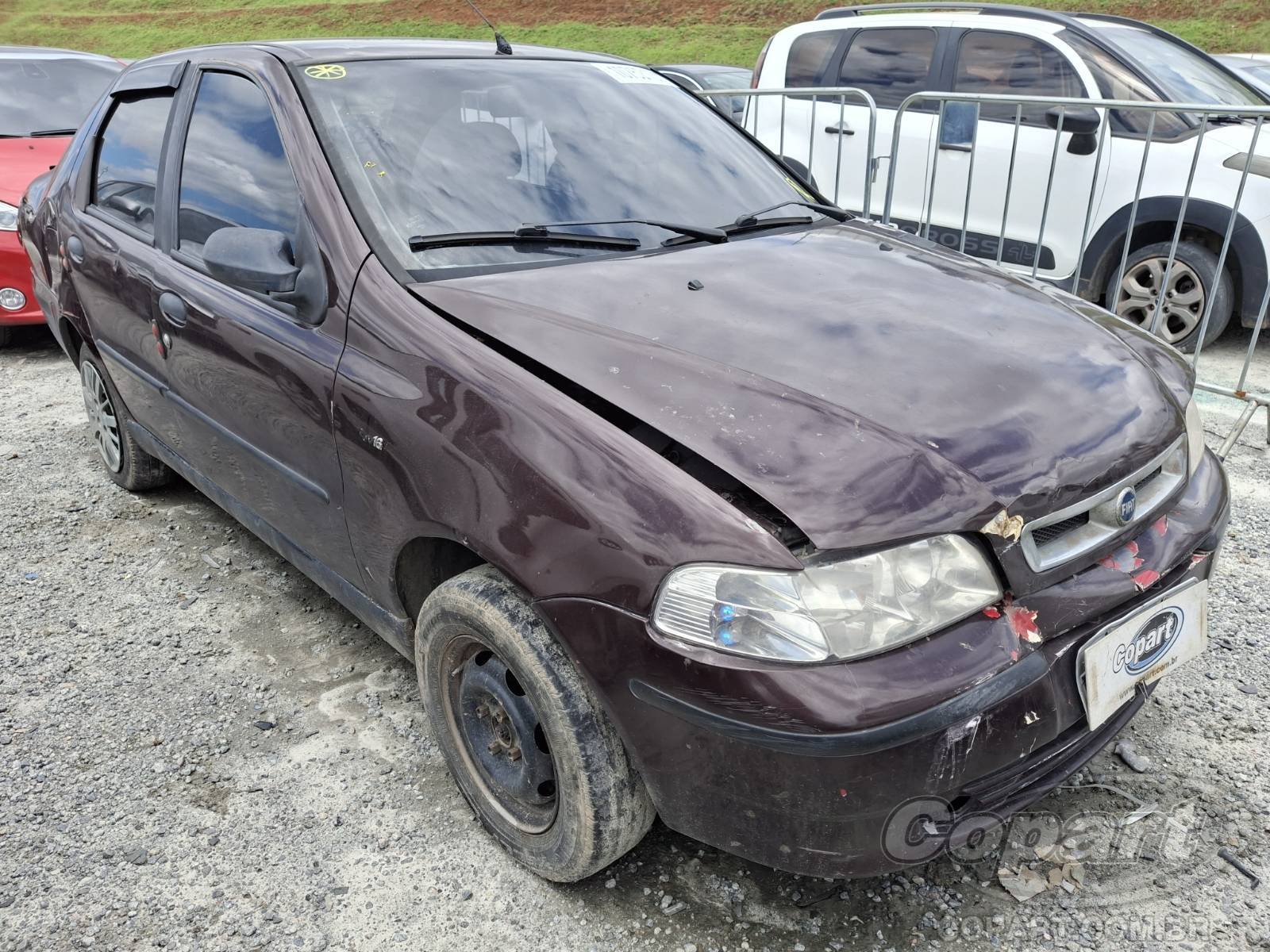 Veículo Fiat Siena Fiat Siena ELX Fire 1.3 16V 2001 2001 em leilão