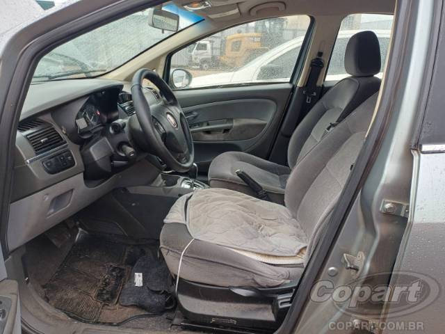 2010 FIAT LINEA 