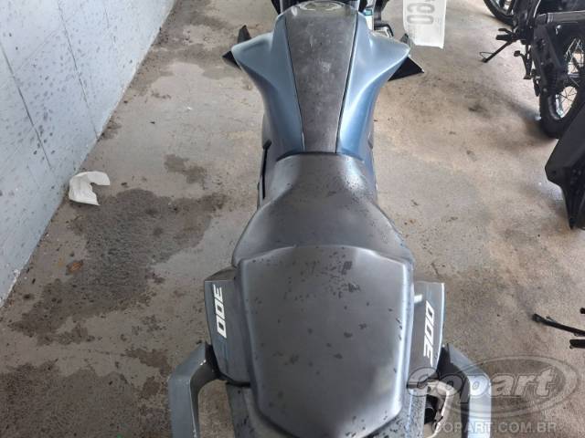 2025 HONDA CB 300F 