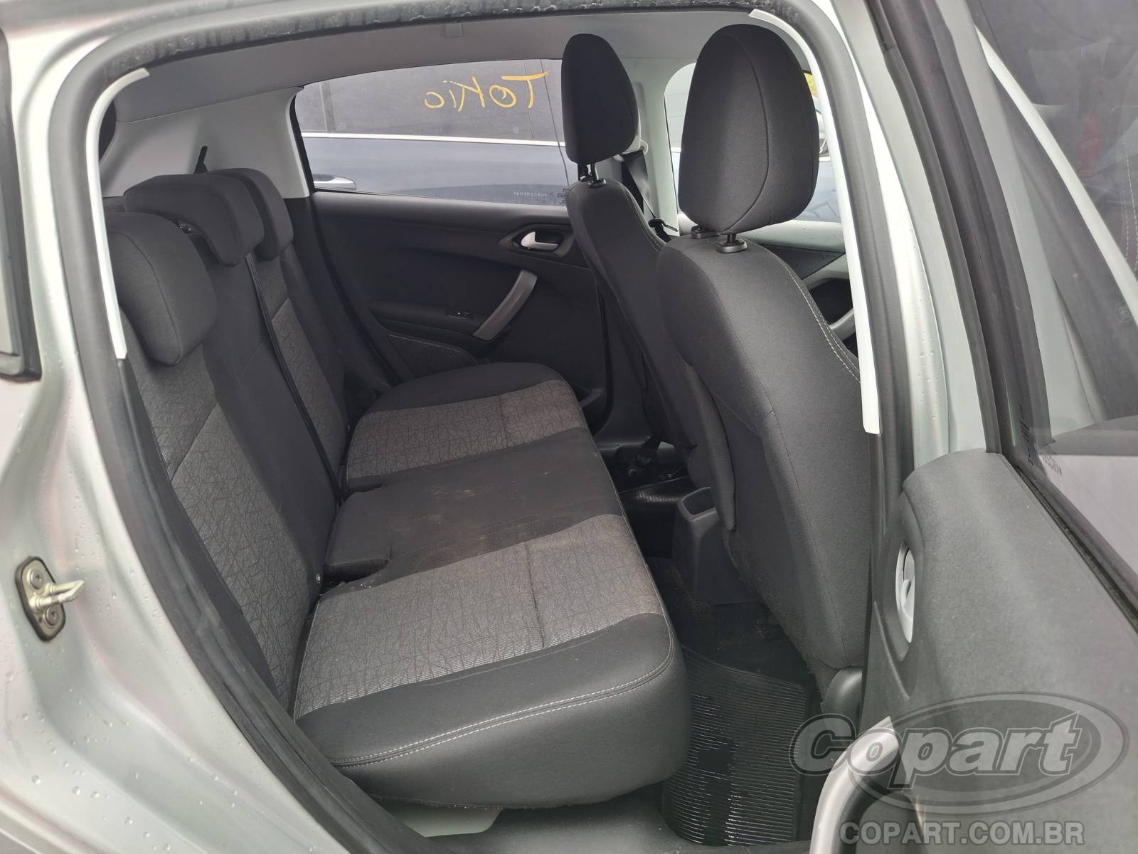 2019 PEUGEOT 208 — foto 6 de 11