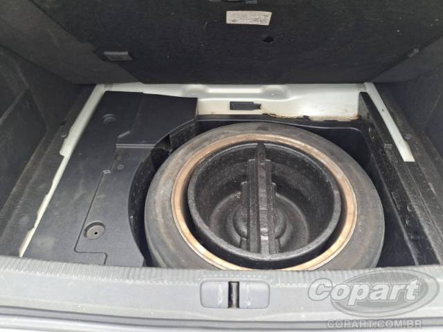 2011 VOLKSWAGEN PASSAT 