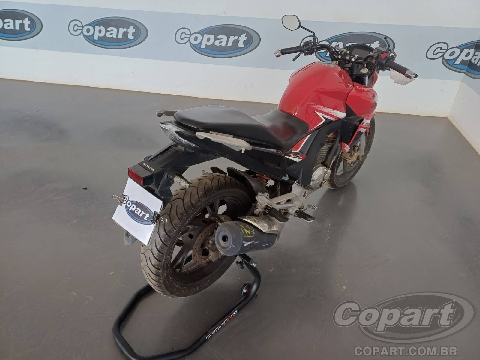 2018 HONDA CB 250 F — foto 4 de 10