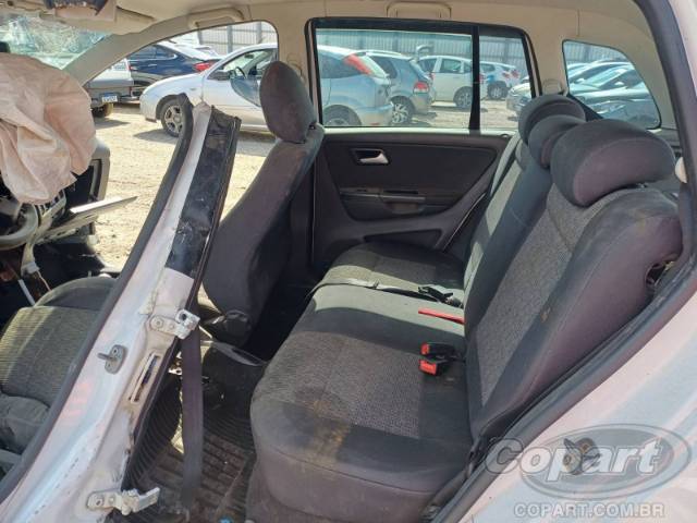 2013 VOLKSWAGEN SPACEFOX 