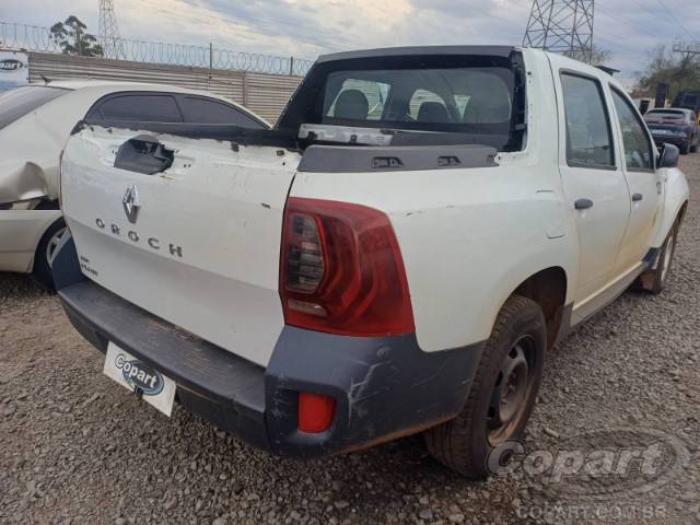 2021 RENAULT DUSTER OROCH 