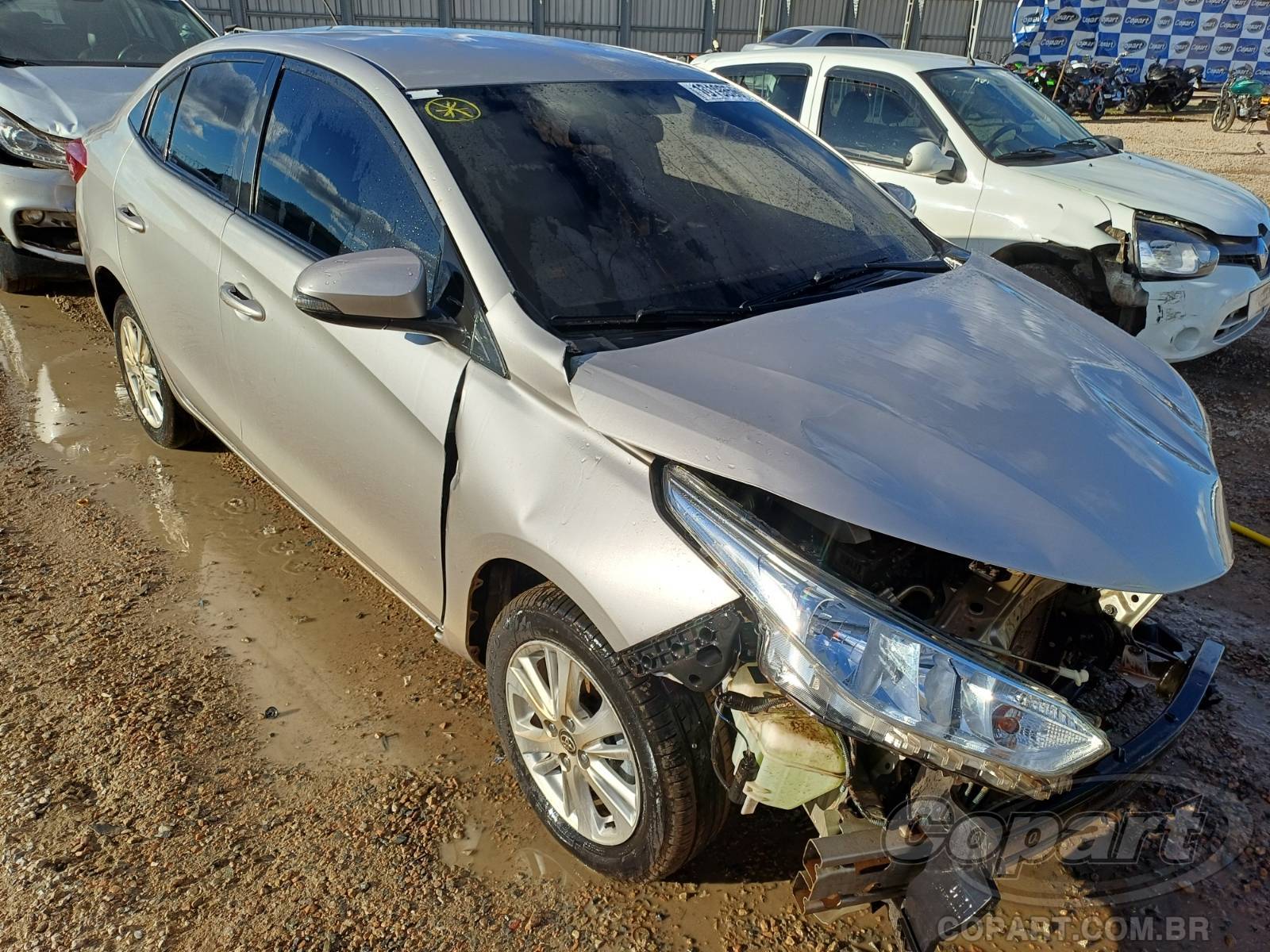 Veículo Toyota Yaris 2018 TOYOTA YARIS SEDA XL Plus Tech CVT 1.5 16V Dual VVT-i 2019 em leilão