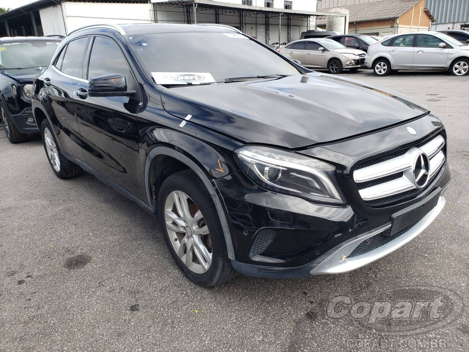 Veículo Mercedes-Benz Mercedes MERCEDES BENZ GLA 2016 SUV Pequeno Remarcado 2016 em leilão