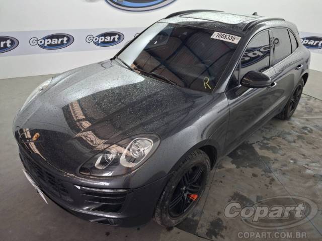 2017 PORSCHE MACAN 