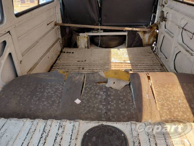2011 VOLKSWAGEN KOMBI 