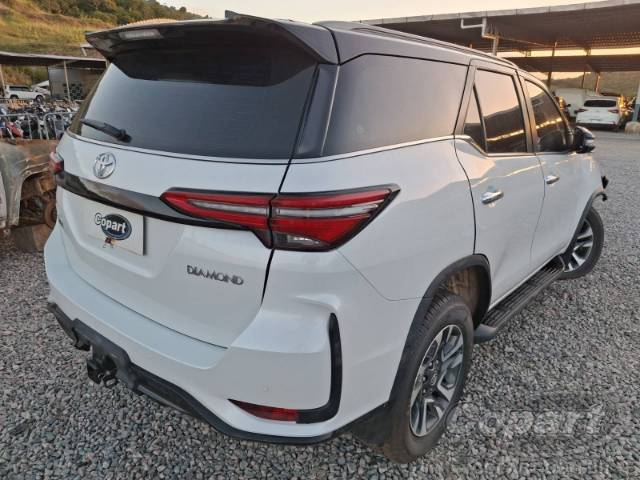 2025 TOYOTA SW4 