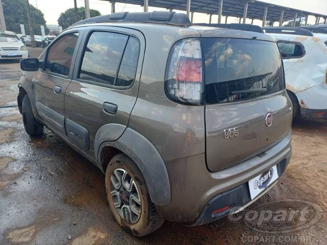 2016 FIAT UNO 