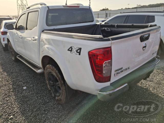 2017 NISSAN FRONTIER CD 
