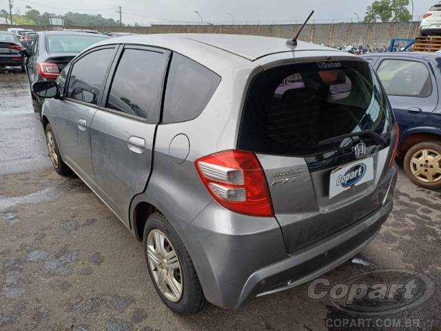 2014 HONDA FIT 