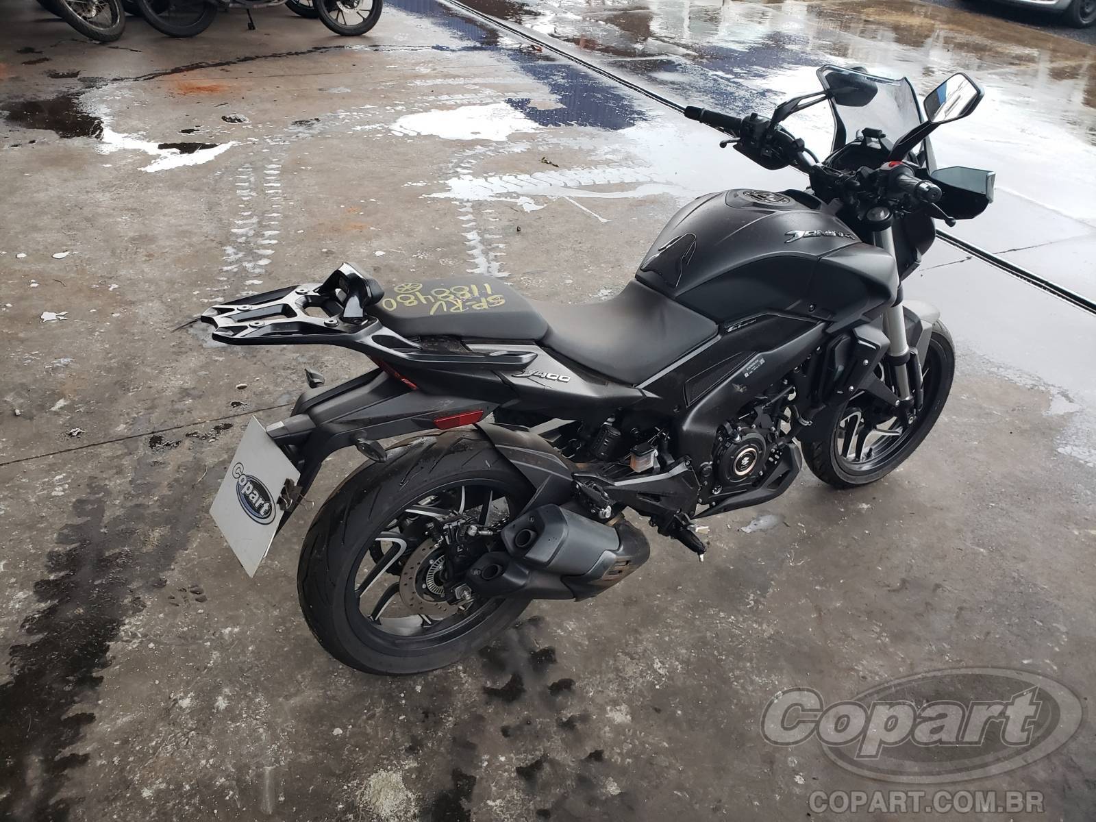 Foto 4: 2025 BAJAJ DOMINAR