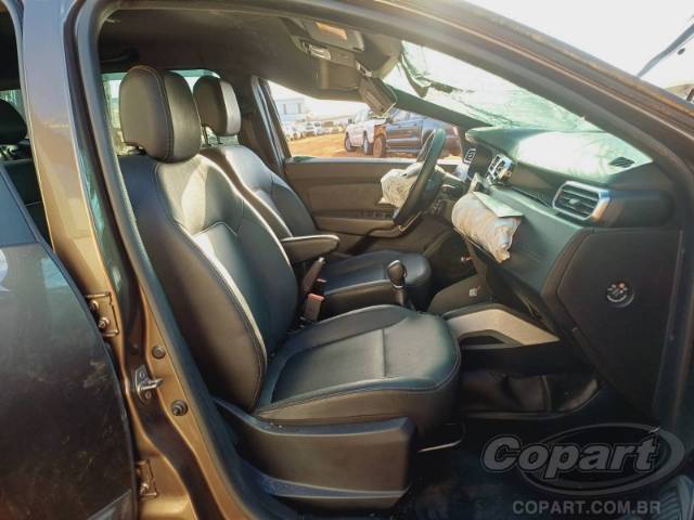 2023 RENAULT DUSTER 