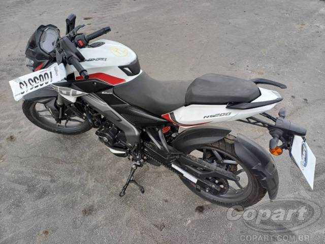 2026 BAJAJ DOMINAR 